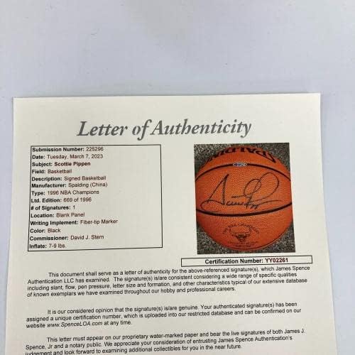 Scottie Pippen potpisala je 1996. Bulls Spalding Službeni NBA igra košarka UDA & JSA - Košarka s autogramima