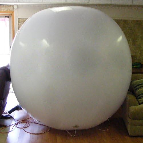 Divovski oglasni balon bijelog helija